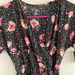 Spring V-Neck Jumpsuit with Belt for Girl - Tween - NWT - Size Medium 7/8